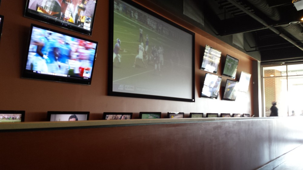 Tobacco_Road_Screens